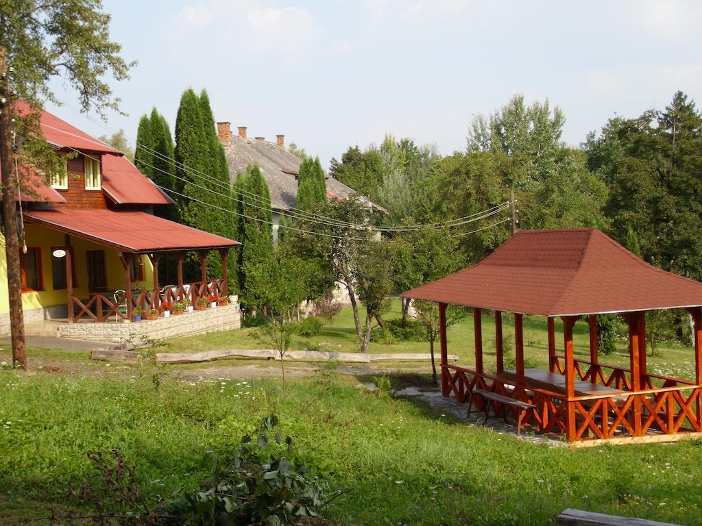 Vila Roseta Villa Carbunari  Exterior photo